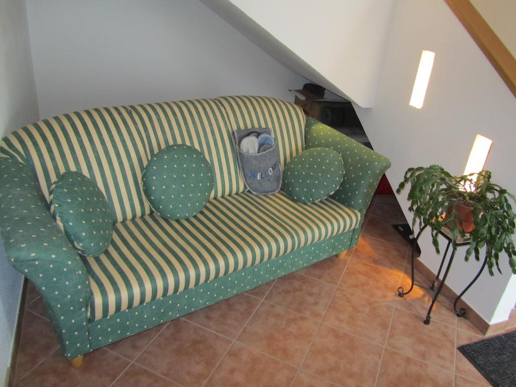 Haus Landl Apartment Haus im Ennstal Ruang foto